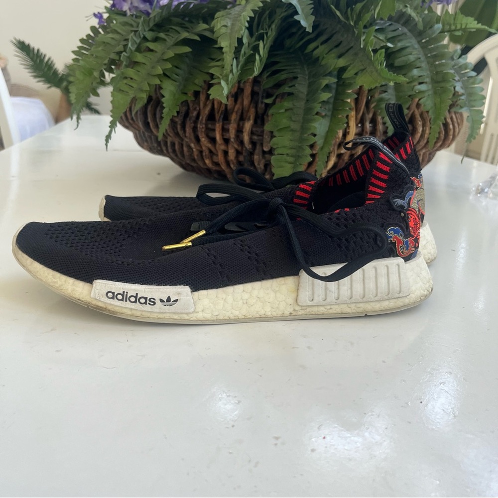 Adidas NMD R1 Dragon Patch PrimeKnit Sneaker Shoes Men Sz 13 black EH 2238 2020